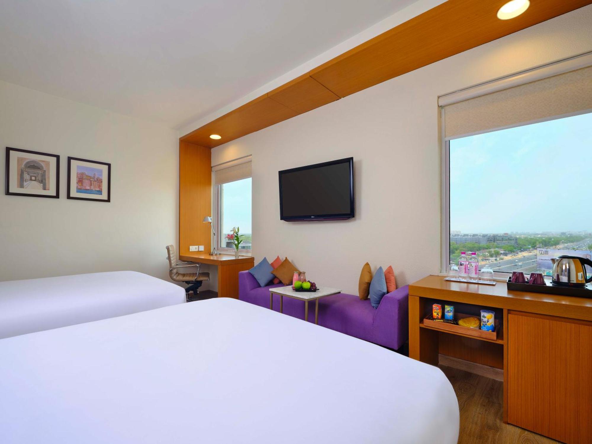 Vivanta Ahmedabad Sg Highway Экстерьер фото